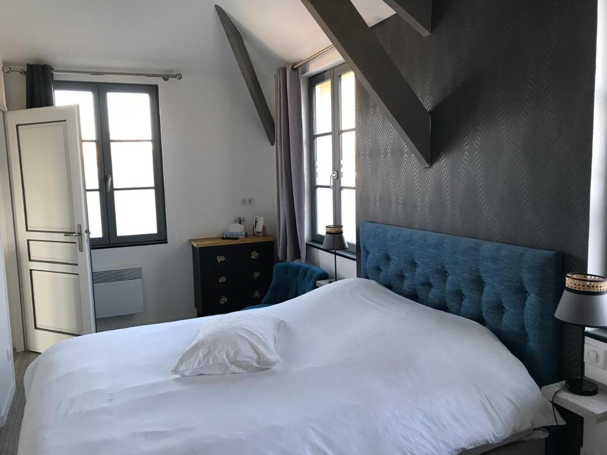 O Mylle Douceurs Bed & Breakfast เลอโครทัว ภายนอก รูปภาพ
