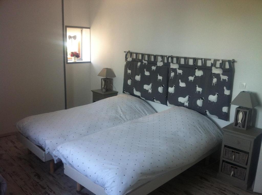 O Mylle Douceurs Bed & Breakfast เลอโครทัว ห้อง รูปภาพ