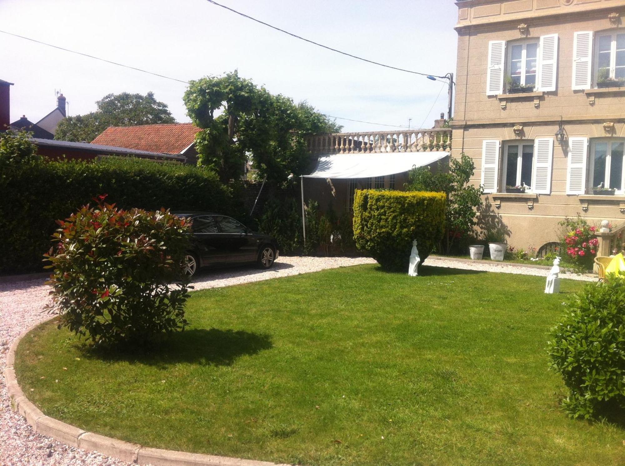 O Mylle Douceurs Bed & Breakfast เลอโครทัว ภายนอก รูปภาพ