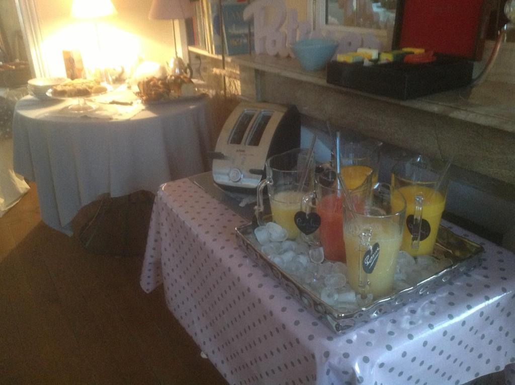 O Mylle Douceurs Bed & Breakfast เลอโครทัว ภายนอก รูปภาพ