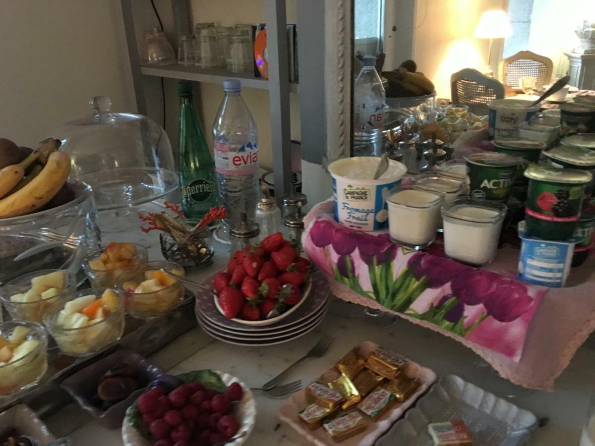 O Mylle Douceurs Bed & Breakfast เลอโครทัว ภายนอก รูปภาพ